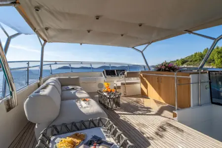2024 MENORQUIN 68 FLYBRIDGE - Navis Marine