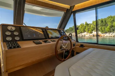 2024 MENORQUIN 68 FLYBRIDGE - Navis Marine