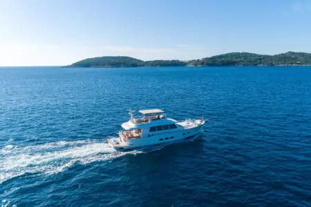 2024 MENORQUIN 68 FLYBRIDGE - Navis Marine