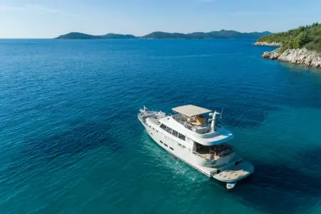 2024 MENORQUIN 68 FLYBRIDGE - Navis Marine