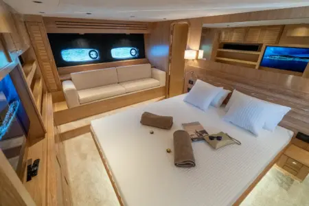 2024 MENORQUIN 68 FLYBRIDGE - Navis Marine
