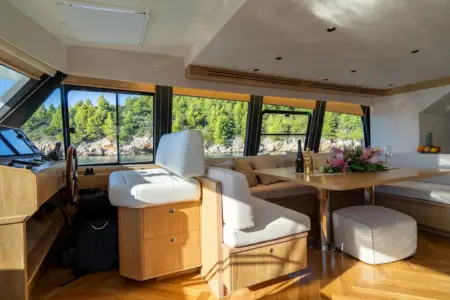 2024 MENORQUIN 68 FLYBRIDGE - Navis Marine