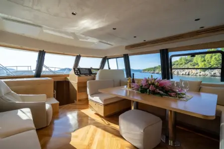 2024 MENORQUIN 68 FLYBRIDGE - Navis Marine