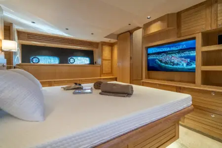 2024 MENORQUIN 68 FLYBRIDGE - Navis Marine