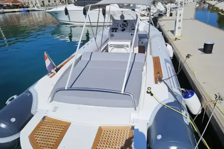 2010 PIRELLI 880 S - Navis Marine