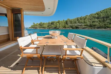 SASGAYACHTS-MENORQUIN 55HT - Navis Marine