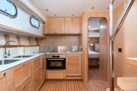 SASGAYACHTS-MENORQUIN 55HT - Navis Marine