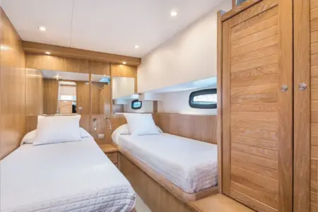 SASGAYACHTS-MENORQUIN 55HT - Navis Marine