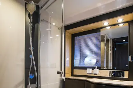 2018 AZIMUT 66 FLY - Navis Marine