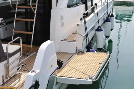 2023 BENETEAU ANTARES 11 FLY - Navis Marine