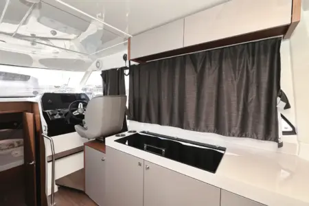 2023 BENETEAU ANTARES 11 FLY - Navis Marine