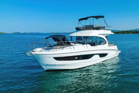 2023 BENETEAU ANTARES 11 FLY - Navis Marine