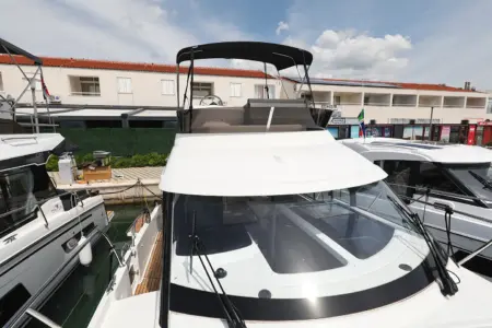 2023 BENETEAU ANTARES 11 FLY - Navis Marine