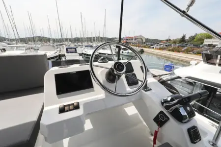 2023 BENETEAU ANTARES 11 FLY - Navis Marine