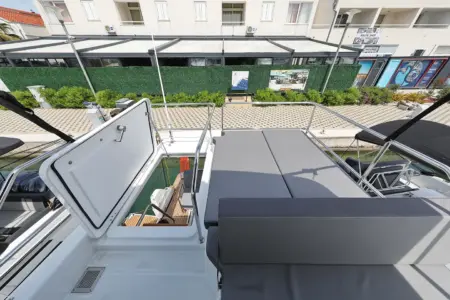 2023 BENETEAU ANTARES 11 FLY - Navis Marine