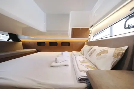 2023 BENETEAU ANTARES 11 FLY - Navis Marine