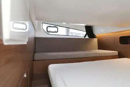 2023 BENETEAU ANTARES 11 FLY - Navis Marine