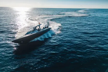 PIRELLI 44 - Navis Marine
