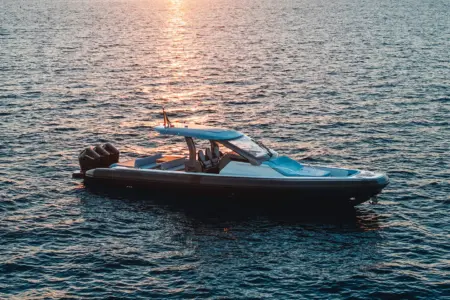 PIRELLI 44 - Navis Marine